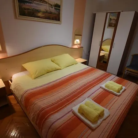 Apartmán With A Parking Space - 15757