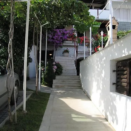 Apartment With A Parking Space - 15757