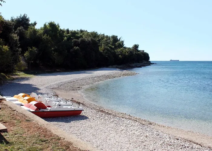 Apartman With A Parking Space - 15757 Pula